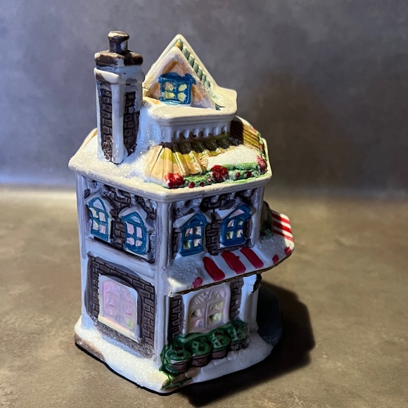 Cobblestone Villages 2004 Restaurant by Windham Heights - Picture 5 of 10